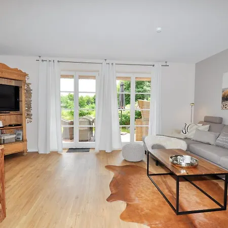 Holiday home Doppelhaushaelfte Frederike